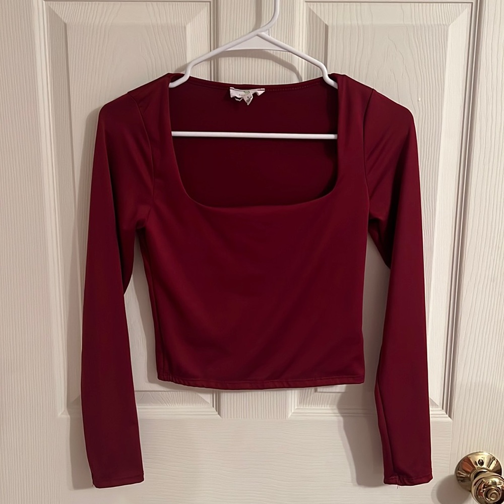 Cropped Long Sleeve